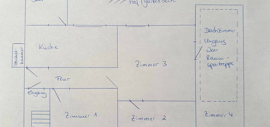 4,5 Zimmerwohnung mit 2 Stellplätzen