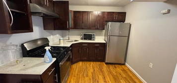 295 Hawthorne Ave Apt 1E, Newark, NJ 07112