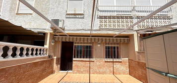 Chalet adosado en venta en calle Jazmines s/n