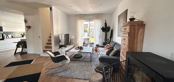 Maison 2 étages  à vendre, 5 pièces, 3 chambres, 105 m²