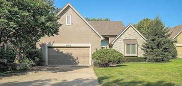 5812 Robinson Ln, Overland Park, KS 66202