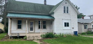 713 N  Main St, Marion, WI 54950