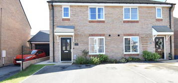 3 bedroom semi-detached house for sale