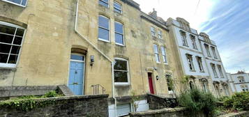 4 bedroom terraced house