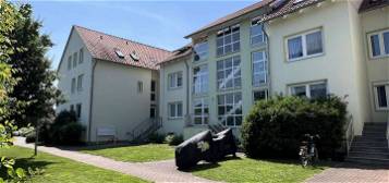 Top 3 Zimmer Wohnung mit Balkon, Einbauküche & Stellplatz in einer tollen Wohnanlage in Biederitz!