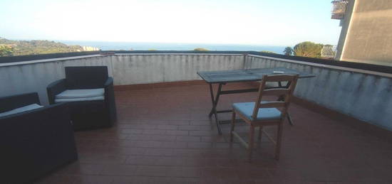 Attico con terrazza panoramica San Gregorio