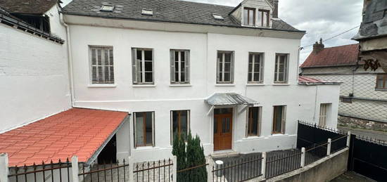 Maison 2 étages  à vendre, 7 pièces, 3 chambres, 173 m²