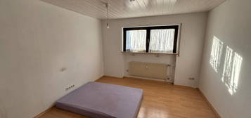 Wohnung 100 qm in 97239 Aub