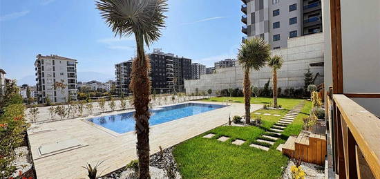 ŞEMİKLERDE LÜX 3+1 190 m2 DAİRE