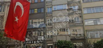 ŞİŞLİ HALASKARGAZİ CADDESİNDE 2+1 KİRALIK DAİRE