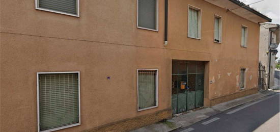 Casa indipendente all'asta in via Pace, 58