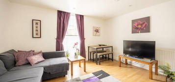 1 bedroom ground floor flat