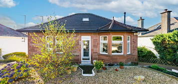 4 bedroom detached bungalow for sale