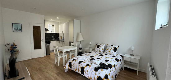 MASSY CENTRE VILLE - STUDIO MEUBLÉ 24.88m² 730€ CHARGES COMPRISES