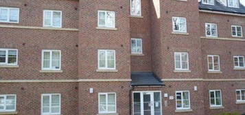 Flat to rent in Castle Grove, Pontefract WF8