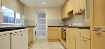 3 bedroom terraced house to rent