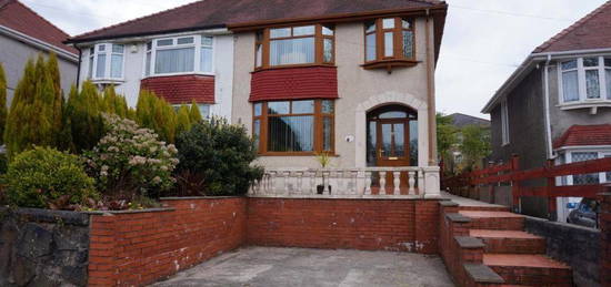 3 bed semi-detached house to rent