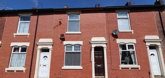 2 bed terraced house to rent