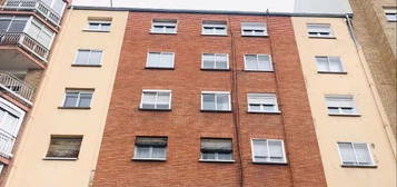 Apartamento de alquiler en Gamonal - San Bruno - G9