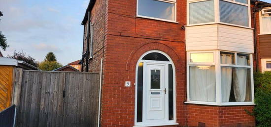 3 bedroom semi-detached house