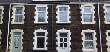 3 bed terraced house for sale