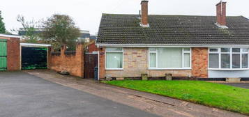 2 bedroom semi-detached bungalow for sale