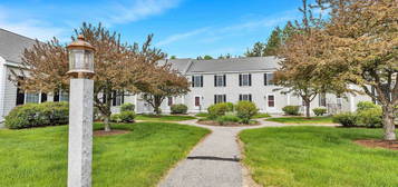 305 River Grant Drive, Hopkinton, NH 03229