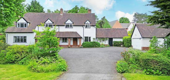 5 bedroom detached house for sale