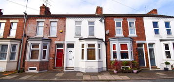 Terraced house to rent in Sheriff Road, Northampton NN1