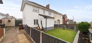 3 bed semi-detached house for sale