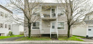 5 - 7, Rue Saint-Laurent
                        Drummondville