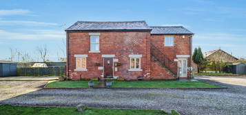 3 bed detached house for sale