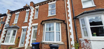 4 bedroom terraced house