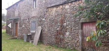 Casa en calle Lugar Casalbito de Arriba en Monfero