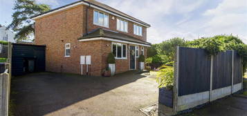 3 bed detached house for sale