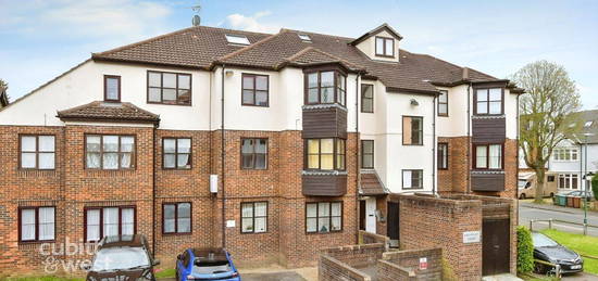 Flat to rent in Lewis Road, Sutton SM1