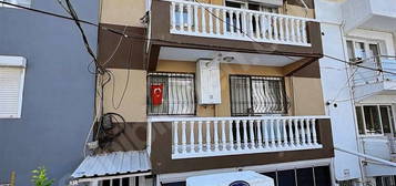 Bornova TurgutReisCad.Satılık 3+1 Daire