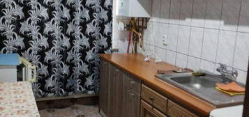 Traian | Apartament o camera | Izolat | Parcare comuna | Zona linistit