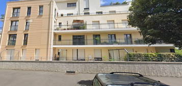 Appartement 44m2, 1 chambre, grande terrasse de 28m2 et parking