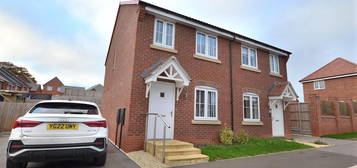 Semi-detached house to rent in Kempson Close, Sileby, Loughborough LE12