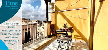 B&B con balcone terrazzato nel cuore di Noto