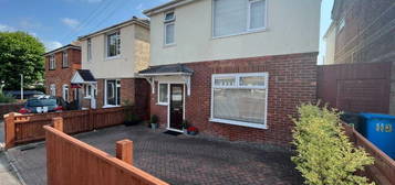 3 bedroom detached house