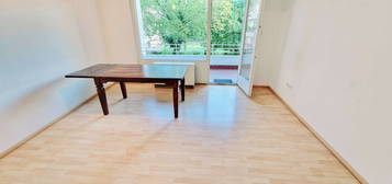 Höntrop, ruhige 2,5 Zi. Whg., Balkon, Fahrstuhl, Stellplatz