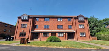 Flat to rent in Rednal Mill Drive, Rednal, Birmingham B45