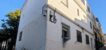 Piso en venta en calle Begonia