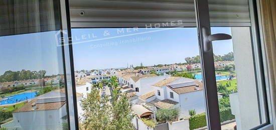 Piso en venta en avenida Santa María del Mar