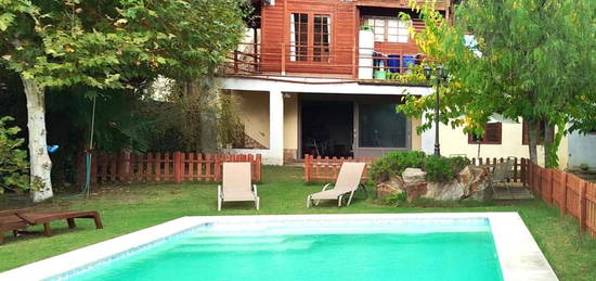 Casa o chalet independiente en venta en calle Gardènia