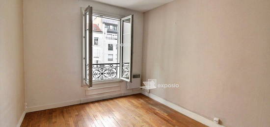 Appartement 2 pièces 33 m2 rue Rivay