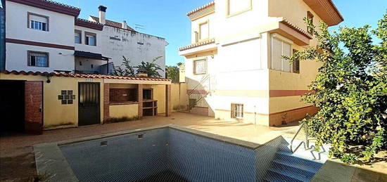 Casa o chalet independiente en venta en calle Encina s/n