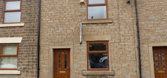 Terraced house to rent in Manor Park Road, Glossop, Derbyshire SK13